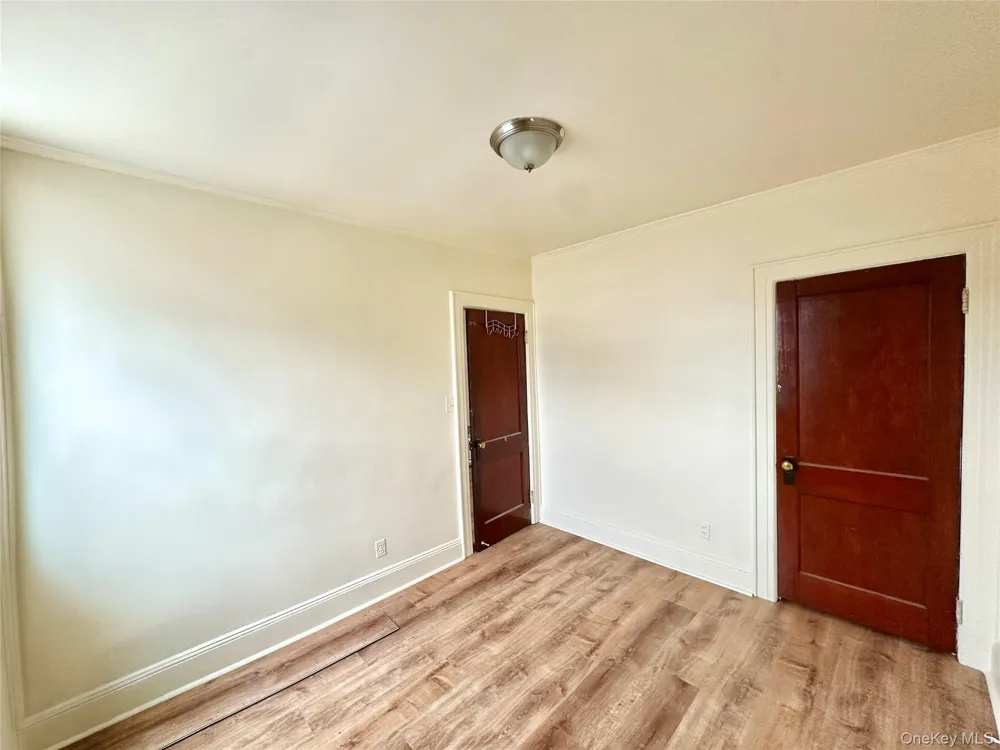 918 Hempstead Turnpike #6 Franklin Square, NY 11010