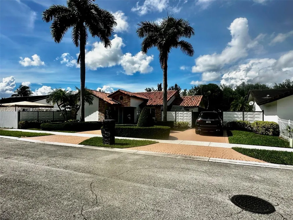12851 NW 11th St Miami, FL 33182