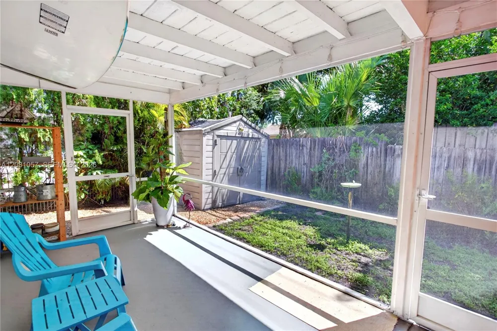 4554 NW 16th Ave Tamarac, FL 33309