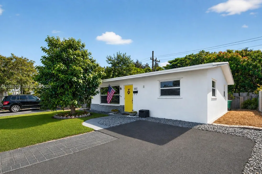 4554 NW 16th Ave Tamarac, FL 33309