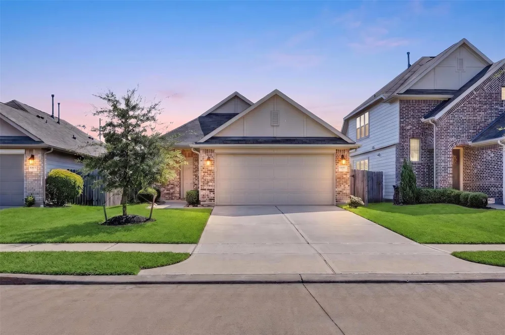 8811 Trenton Landing Lane Richmond, TX 77407