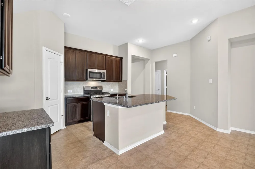 8811 Trenton Landing Lane Richmond, TX 77407