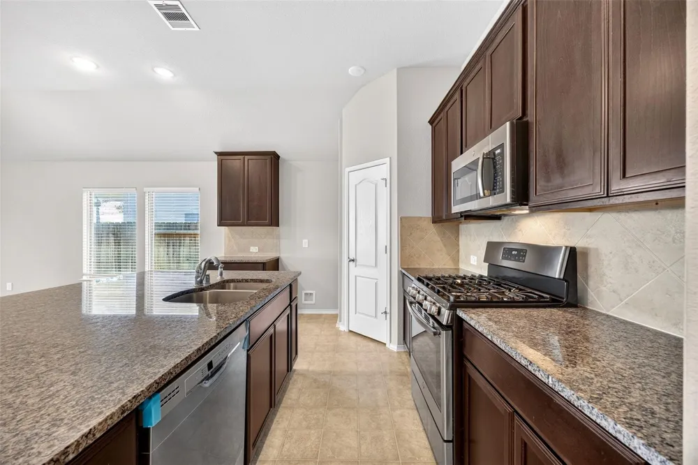 8811 Trenton Landing Lane Richmond, TX 77407