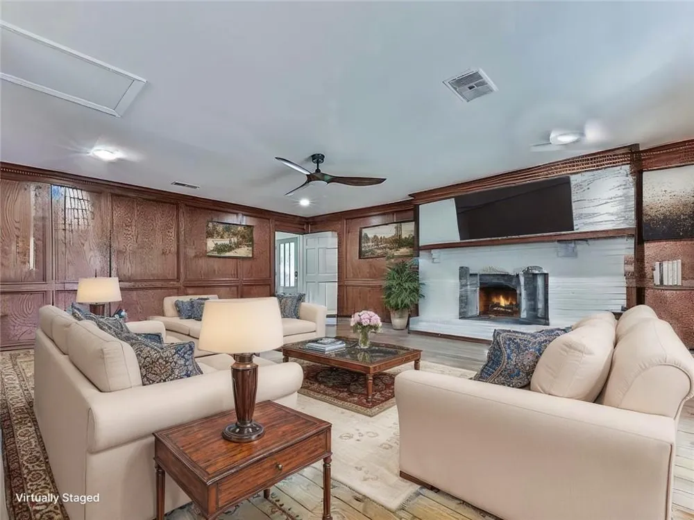 633 Butterworth Road Canton, GA 30114