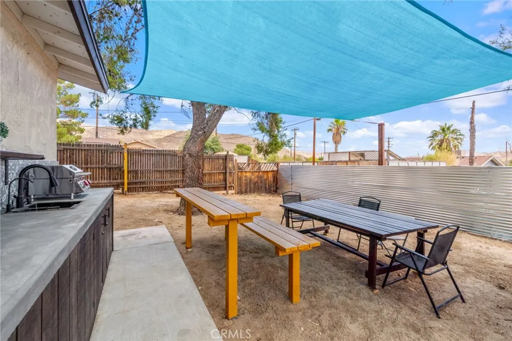 10931 Knobb Morongo Valley, CA 92256