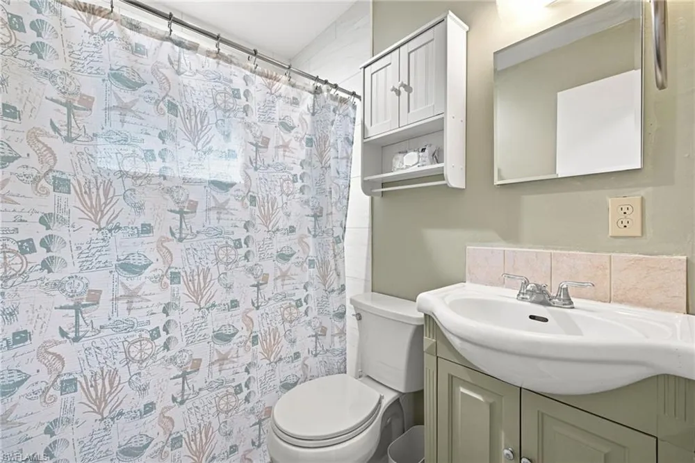 108 Contee Drive Lehigh Acres, FL 33936