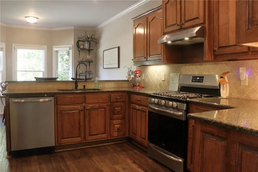 1238 Fairwinds Drive Loganville, GA 30052