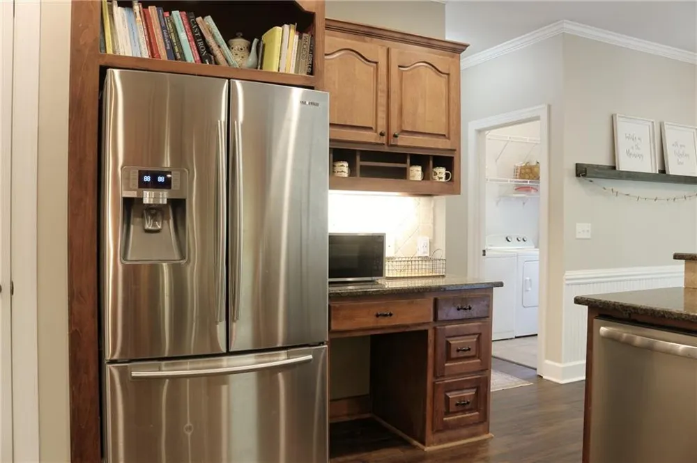 1238 Fairwinds Drive Loganville, GA 30052