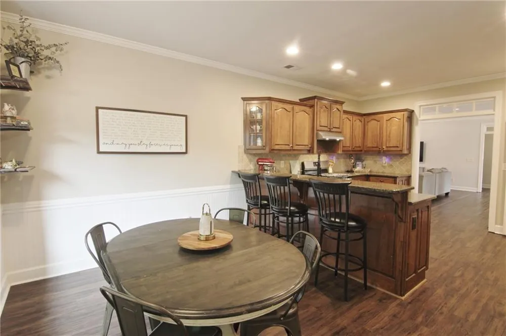1238 Fairwinds Drive Loganville, GA 30052