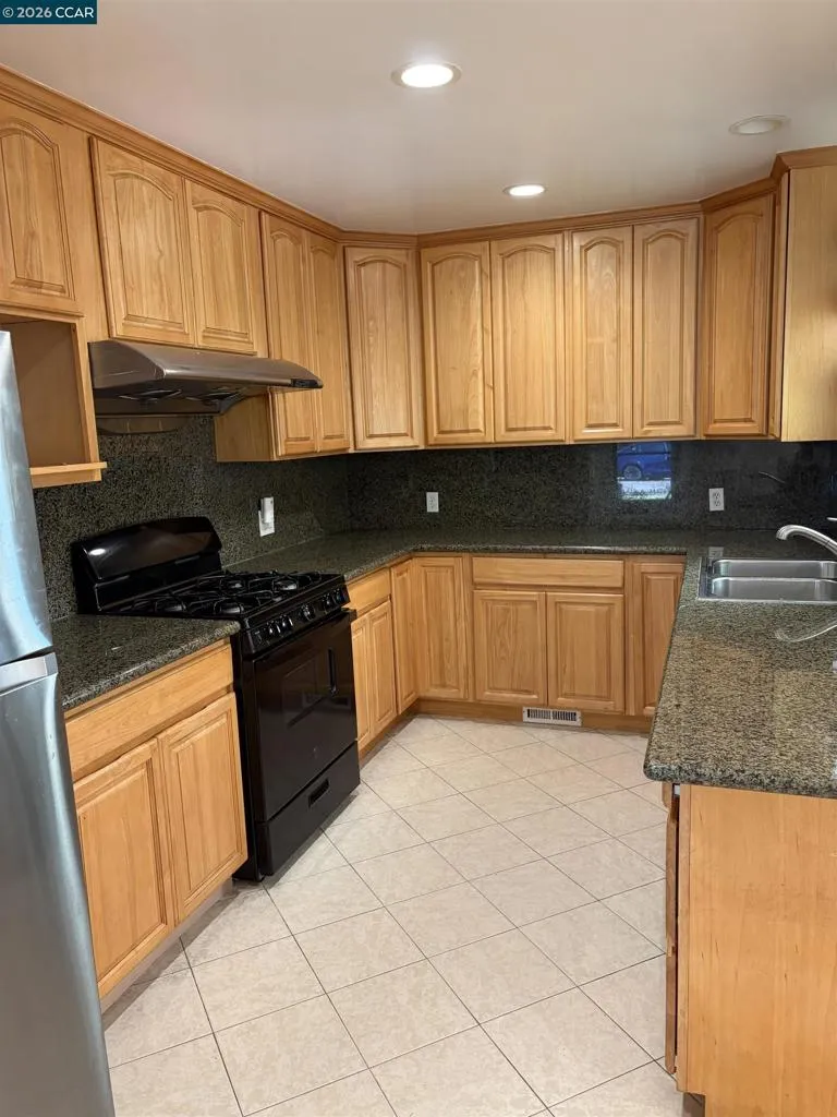 1078 Via Enrico San Lorenzo, CA 94580