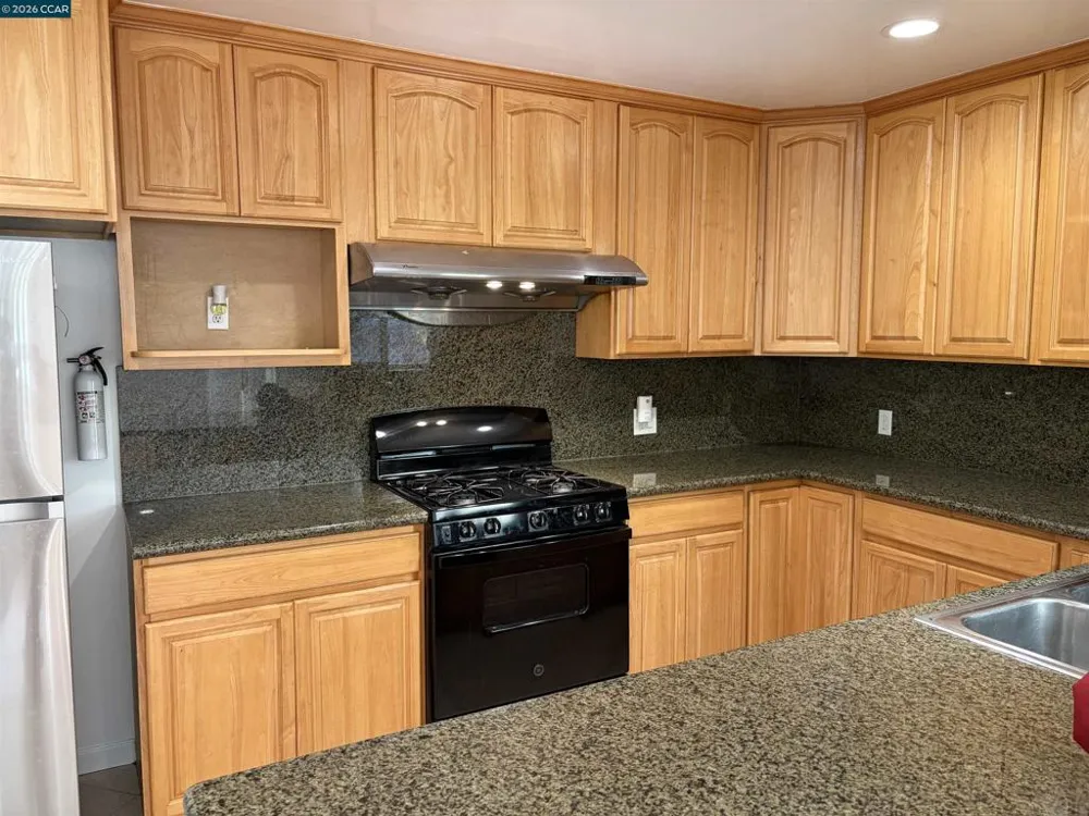 1078 Via Enrico San Lorenzo, CA 94580