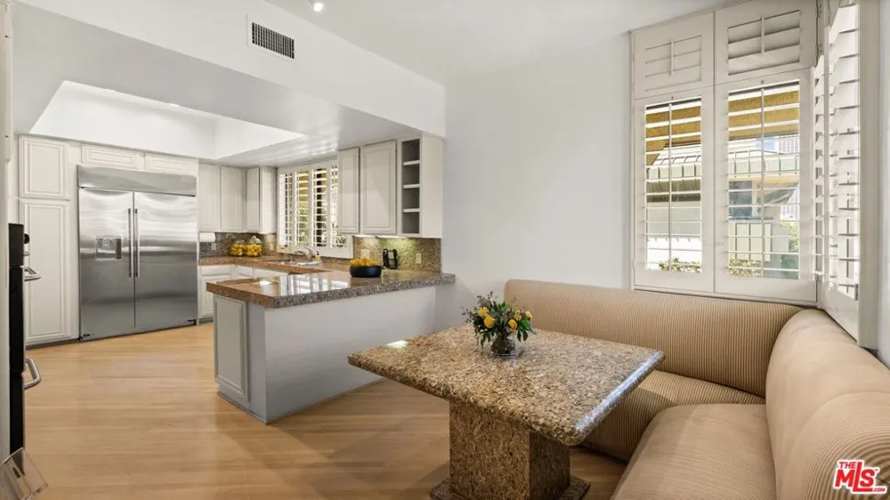 2415 Century Hill Los Angeles, CA 90067