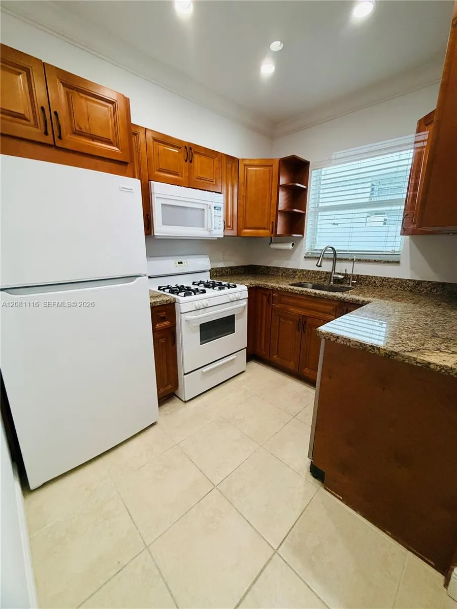 344 Meridian Ave #4C Miami Beach, FL 33139