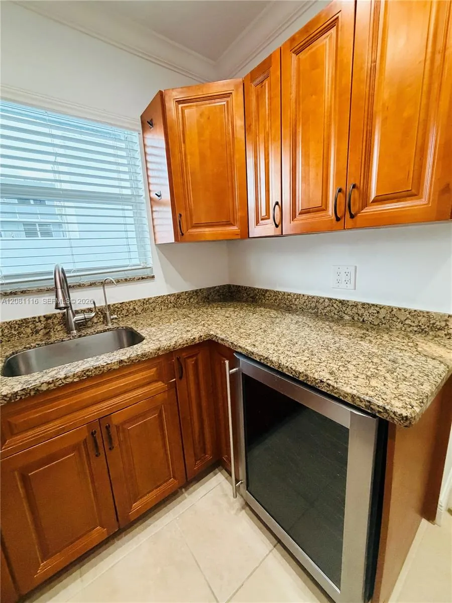 344 Meridian Ave #4C Miami Beach, FL 33139