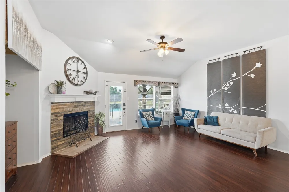 114 Clydesdale Drive Fate, TX 75087