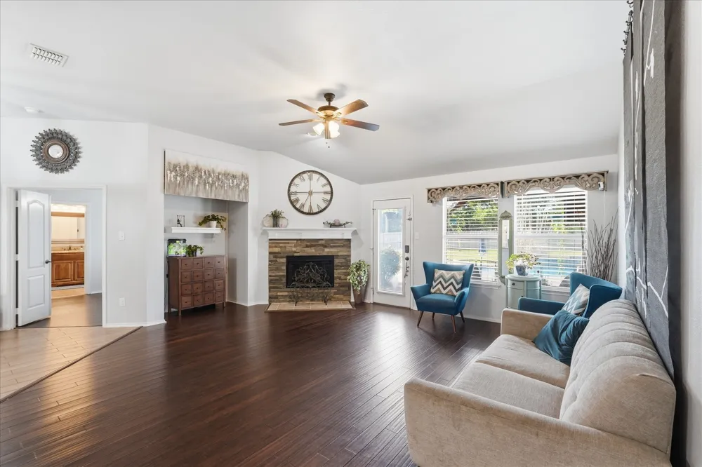114 Clydesdale Drive Fate, TX 75087