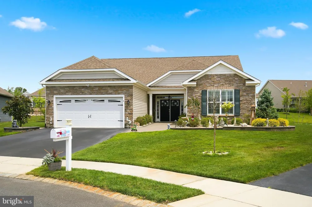 6 OTTER CIRCLE Barnegat, NJ 08005