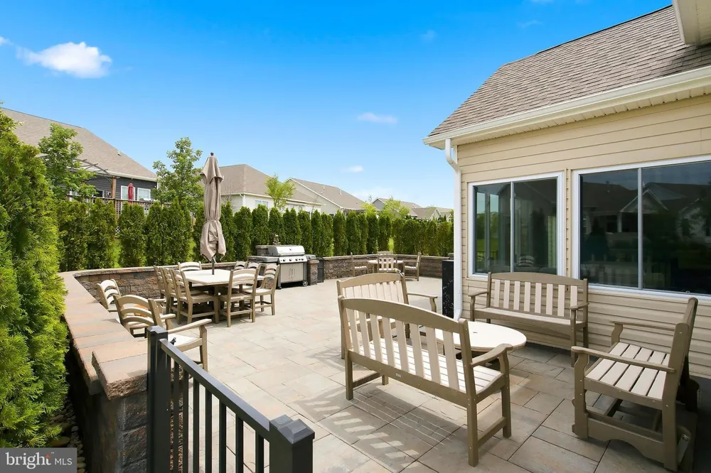 6 OTTER CIRCLE Barnegat, NJ 08005