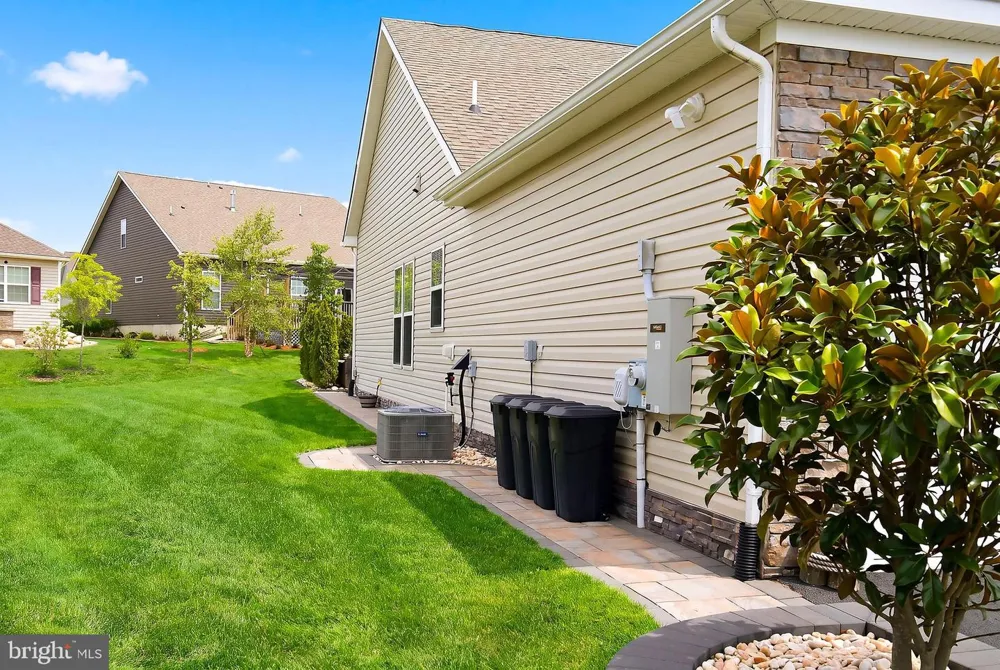 6 OTTER CIRCLE Barnegat, NJ 08005