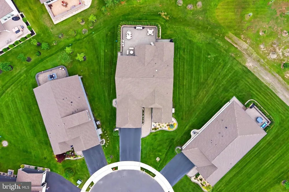 6 OTTER CIRCLE Barnegat, NJ 08005