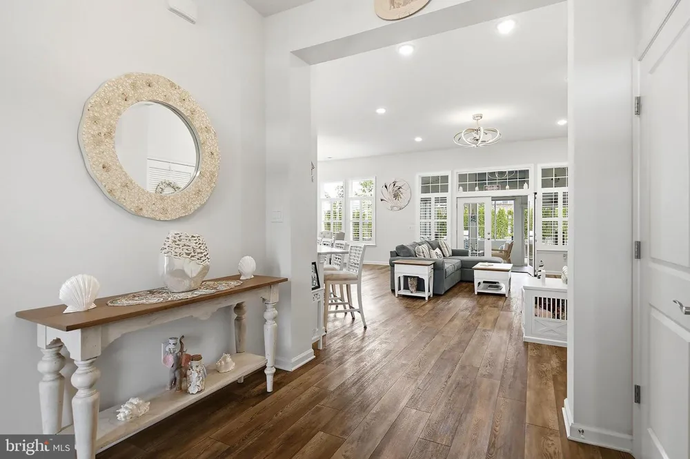 6 OTTER CIRCLE Barnegat, NJ 08005
