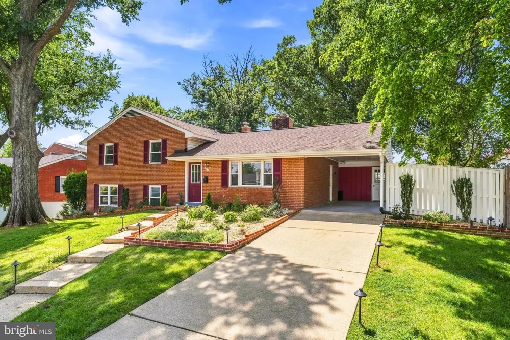 6011 HIBBLING AVENUE Springfield, VA 22150