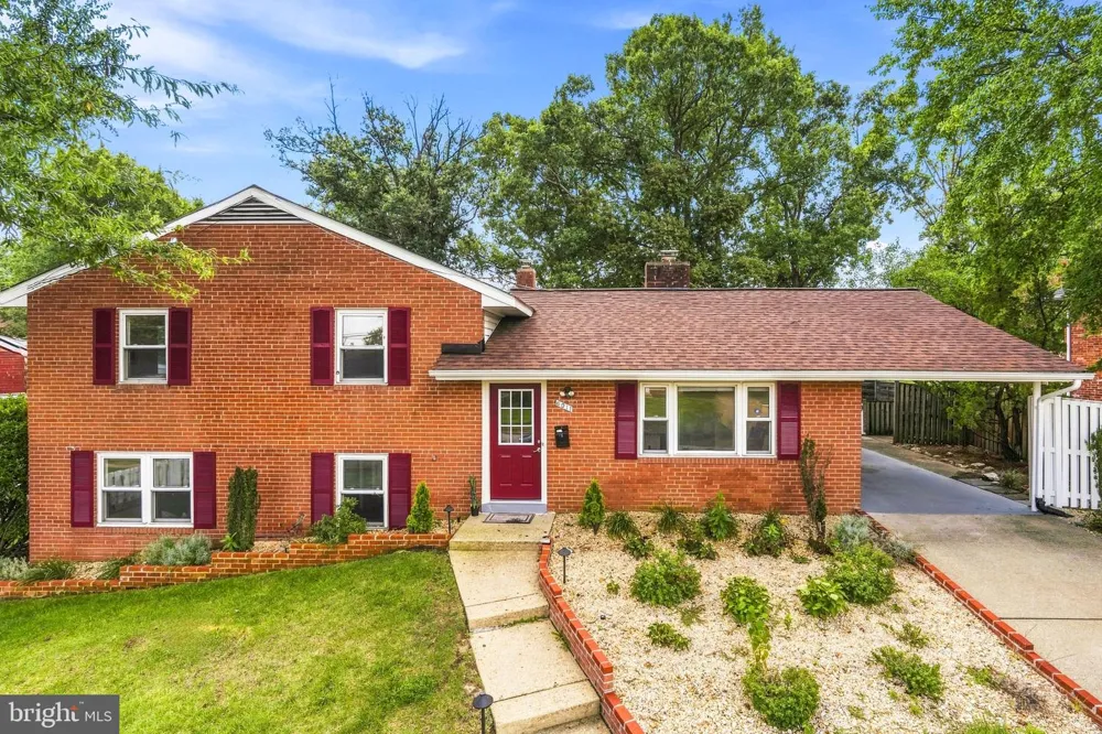 6011 HIBBLING AVENUE Springfield, VA 22150
