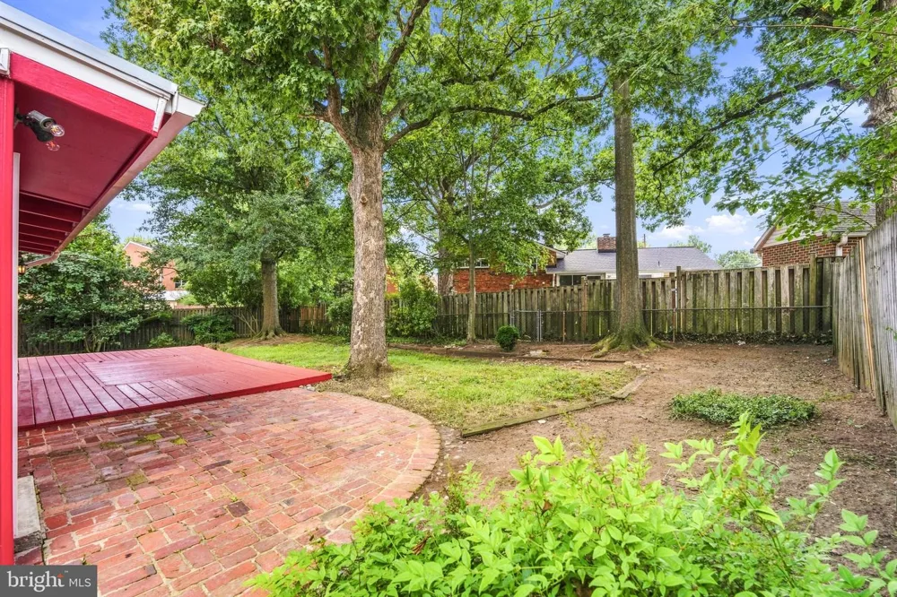 6011 HIBBLING AVENUE Springfield, VA 22150