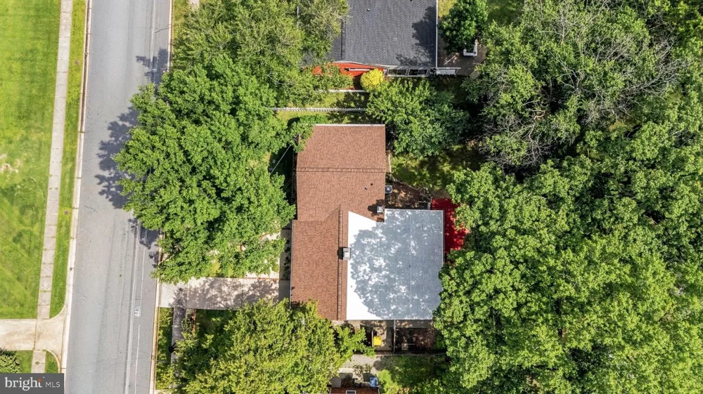 6011 HIBBLING AVENUE Springfield, VA 22150