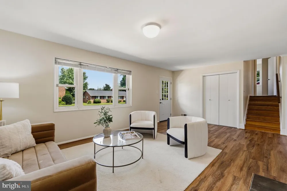 6011 HIBBLING AVENUE Springfield, VA 22150