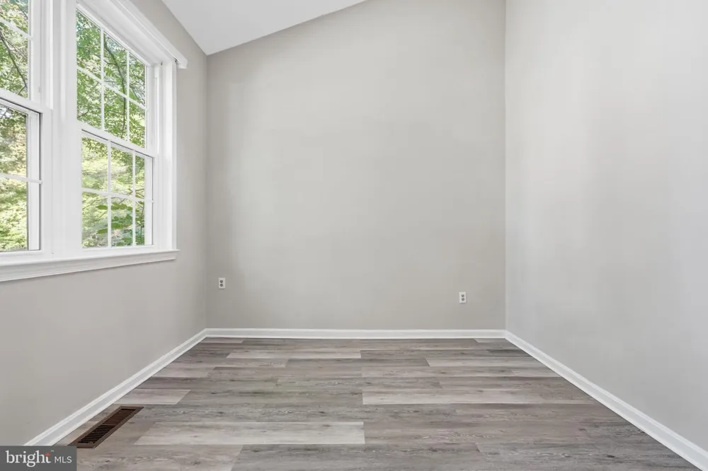 8108 CLIFFOREST DRIVE Springfield, VA 22153