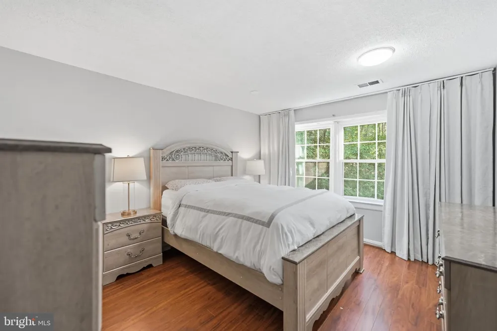 8108 CLIFFOREST DRIVE Springfield, VA 22153