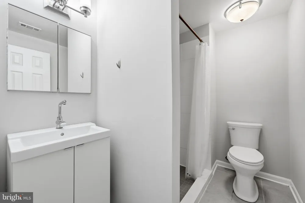 8108 CLIFFOREST DRIVE Springfield, VA 22153