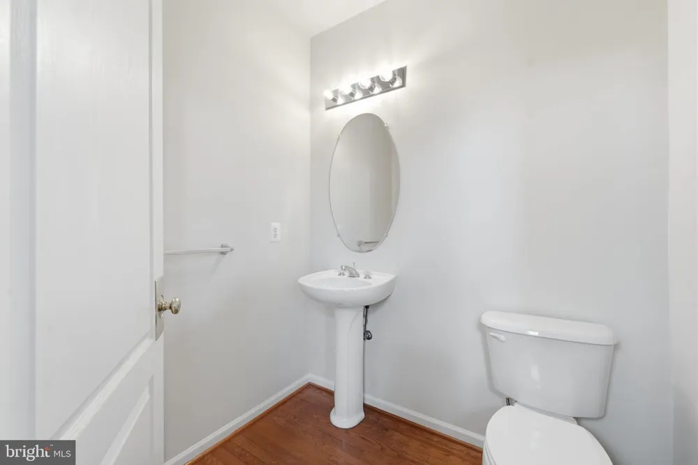 22582 SCATTERSVILLE GAP TERRACE Ashburn, VA 20148