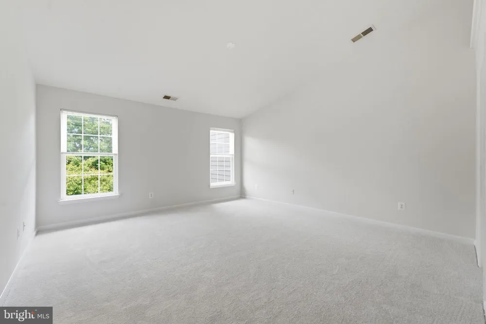 22582 SCATTERSVILLE GAP TERRACE Ashburn, VA 20148