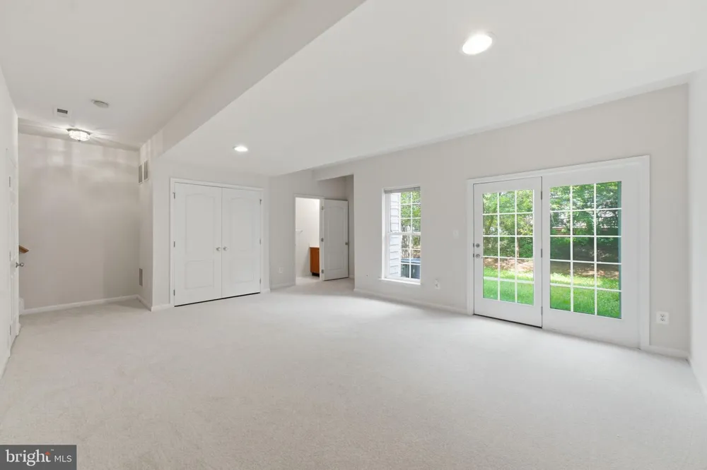 22582 SCATTERSVILLE GAP TERRACE Ashburn, VA 20148