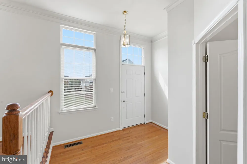 22582 SCATTERSVILLE GAP TERRACE Ashburn, VA 20148