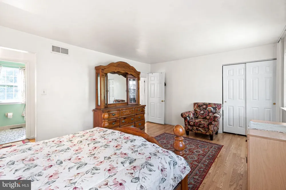 55 STATE ROAD Springfield, PA 19064