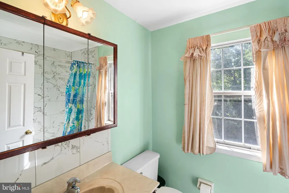 55 STATE ROAD Springfield, PA 19064