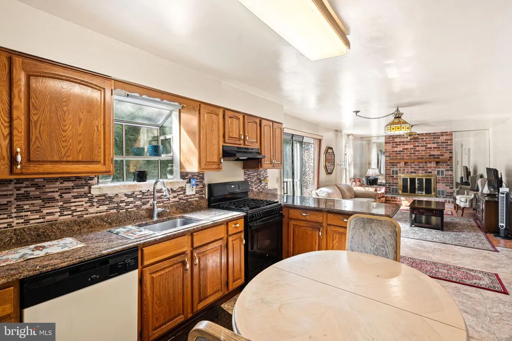 55 STATE ROAD Springfield, PA 19064