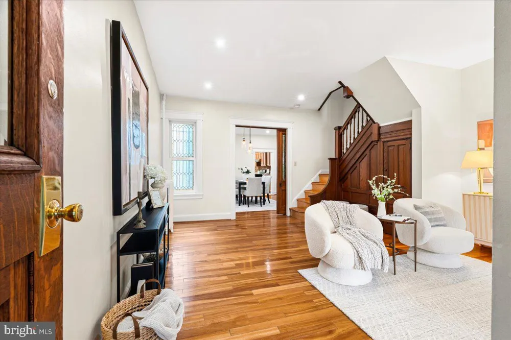 2612 CALVERT STREET Baltimore, MD 21218