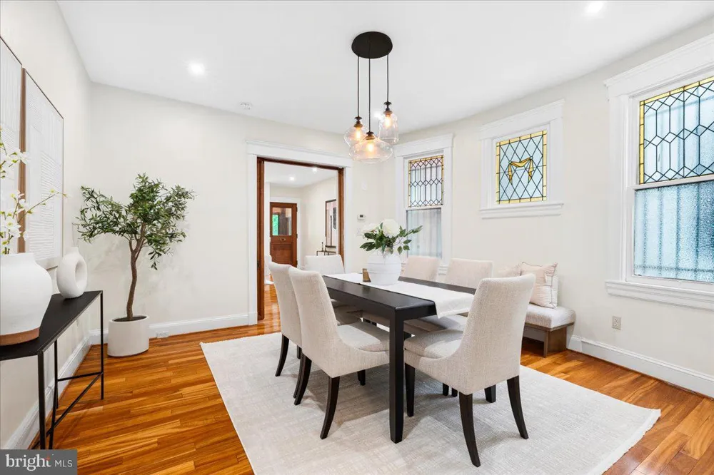 2612 CALVERT STREET Baltimore, MD 21218