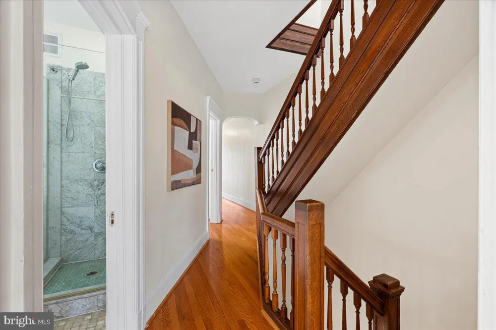 2612 CALVERT STREET Baltimore, MD 21218