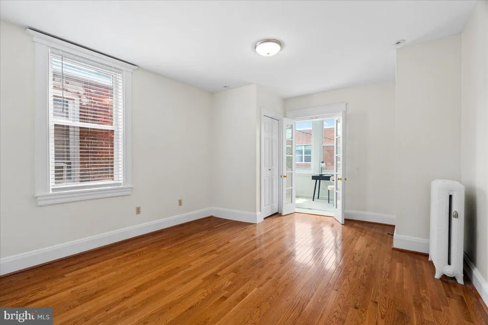 2612 CALVERT STREET Baltimore, MD 21218