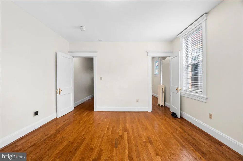2612 CALVERT STREET Baltimore, MD 21218