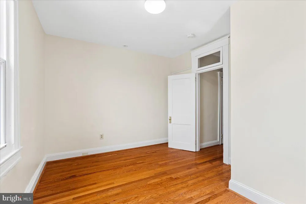 2612 CALVERT STREET Baltimore, MD 21218