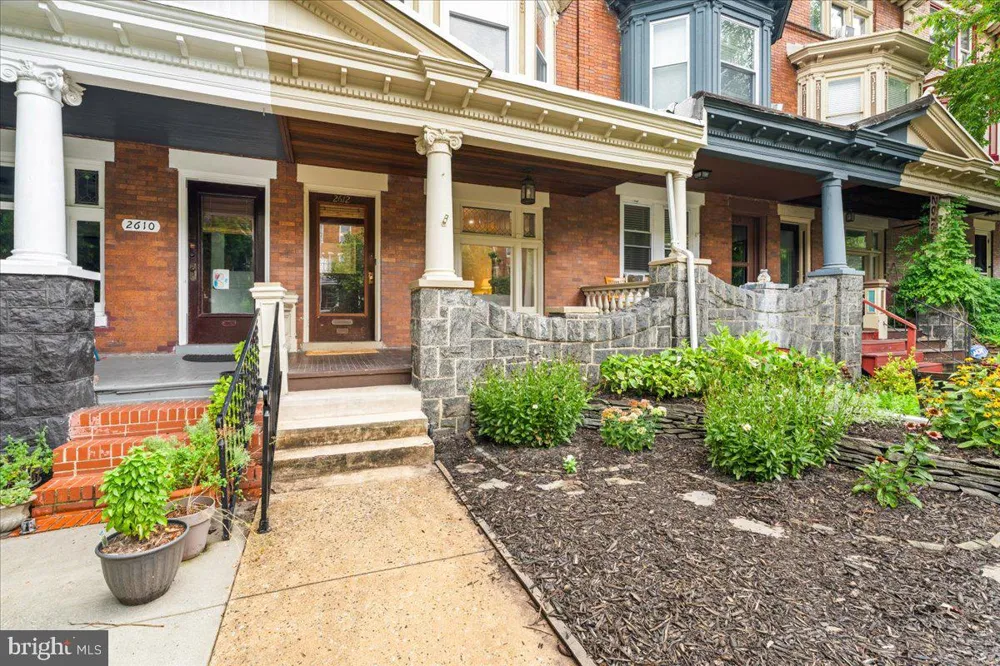2612 CALVERT STREET Baltimore, MD 21218
