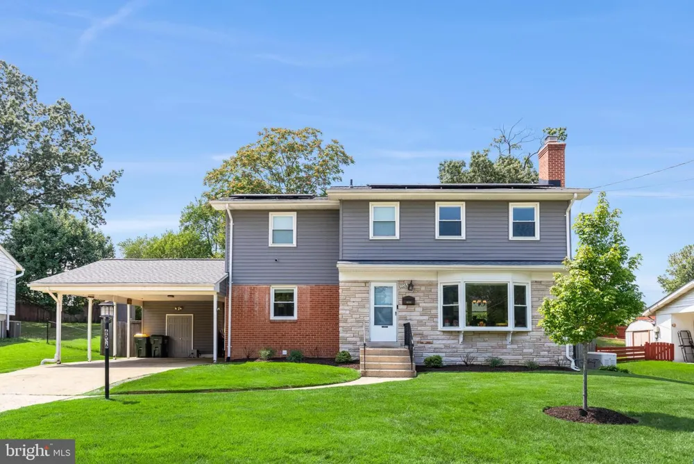 6006 RIVANNA DRIVE Springfield, VA 22150