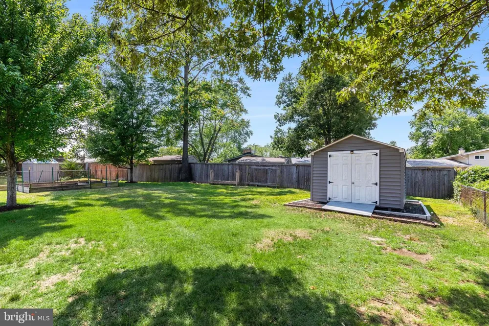6006 RIVANNA DRIVE Springfield, VA 22150