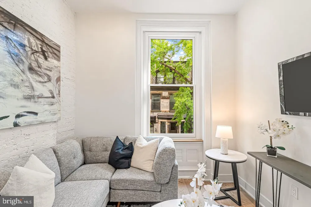 2303 DELANCEY PLACE #3F Philadelphia, PA 19103